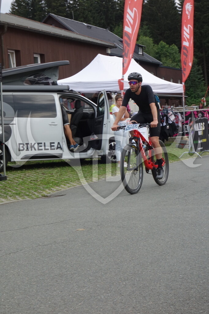 DSC03658 | Fotogalerie der Treibjagd im Dunkelwald - Dein MTB Etappenrennen im Erzgebirge - Realisiert mit Pictrs.com