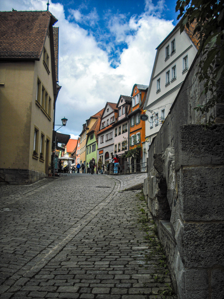 CIMG5428 | Rothenburg ob der Tauber. Nur hier gibt es Exklusive und passend zur Jahreszeit Ihr Wandbild, T-Shirt, Tasse und alles was das Rothenburg Herz begehrt. - Realisiert mit Pictrs.com