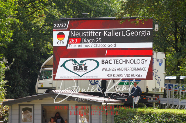 DKP40490 | Turniersportfotografie; Pferdefotografie; Dressurfotografie