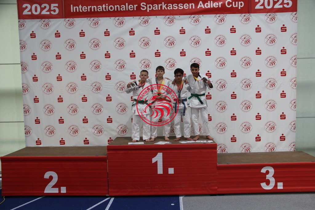 IMG_9776 | Fotos vom Adler Cup - Pictures from Adler Cup

Hier findet Ihr alle Eindrücke und großen Momente der Adler Cup Wochenenden. Here you will find all impressions and great moments of the Adler Cup weekends. - Realisiert mit Pictrs.com