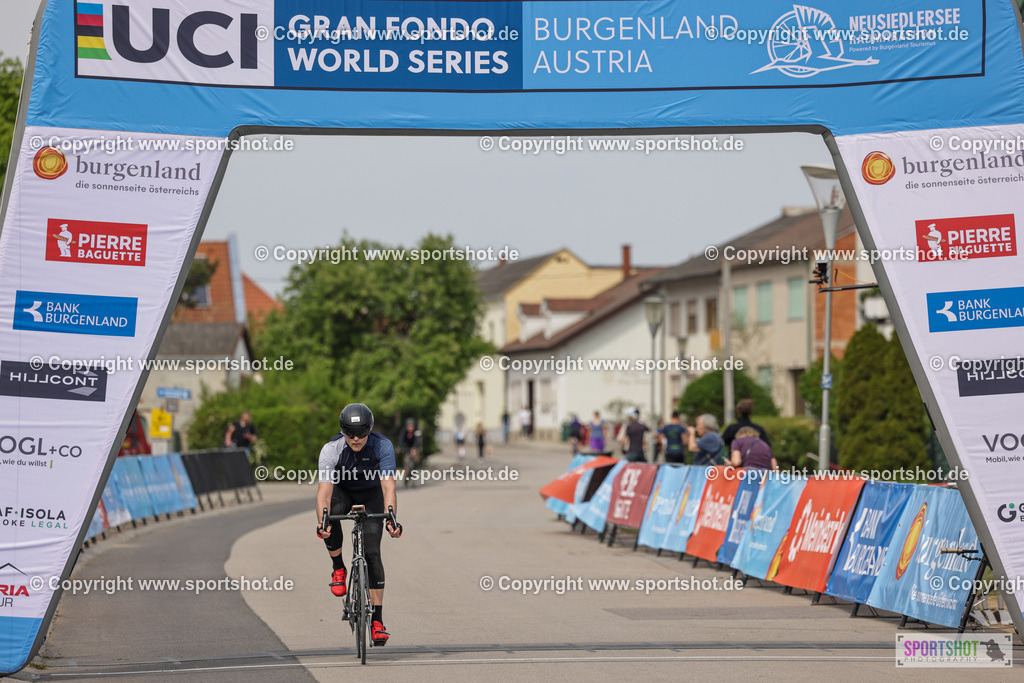 VJ__0067 | Neusiedlersee Radmarathon 2026@sportshot_your_pictrs #yourpictures#roadtowm2029 #nrm #neusiedlerseeradmarathon #neusiedlersee #neusiedlerseetourismus #burgenland #mörbisch #nrm26 #burgenlandtourismus #voglundco #poweredbyburgenlandtourismus #radsport #rad #marathon #ucigranfondo #visitburgenland #ucigranfondoworldseries