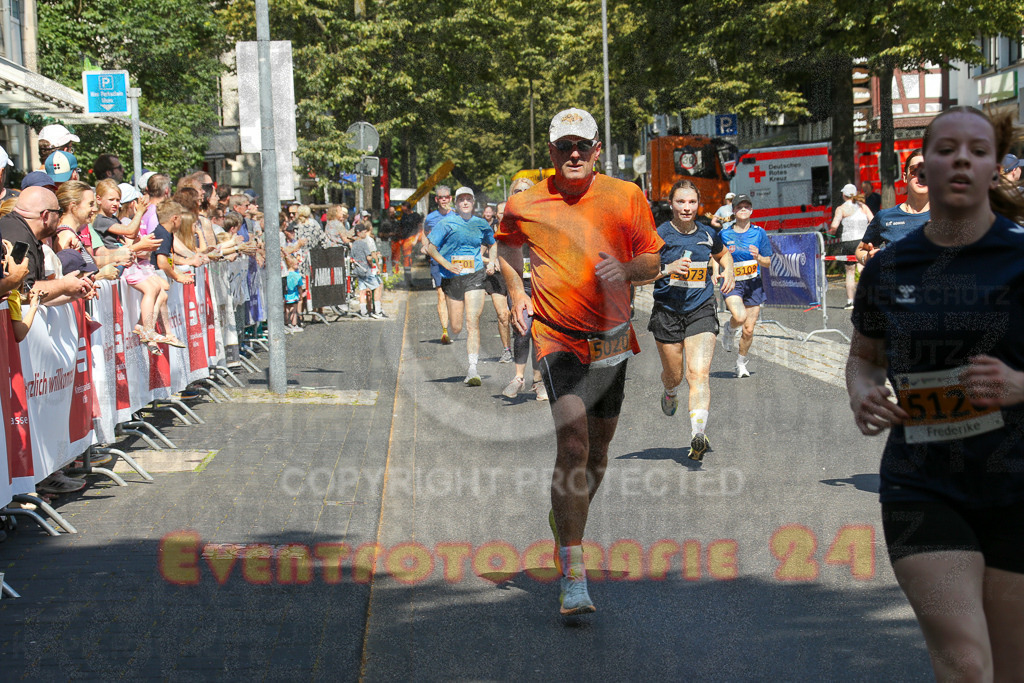 250621_1049_EX1_2735 | Sportfotografie im Rhein-Sieg Kreis, Köln, Bonn, NRW, Rheinland Pfalz, Hessen, etc. Unser Tätigkeitsfeld umfasst den Laufsport vom Volkslauf über den Marathon, Duathlon, Triathon bis zum Ultralauf wie Kölnpfad Ultra oder Schindertrail.