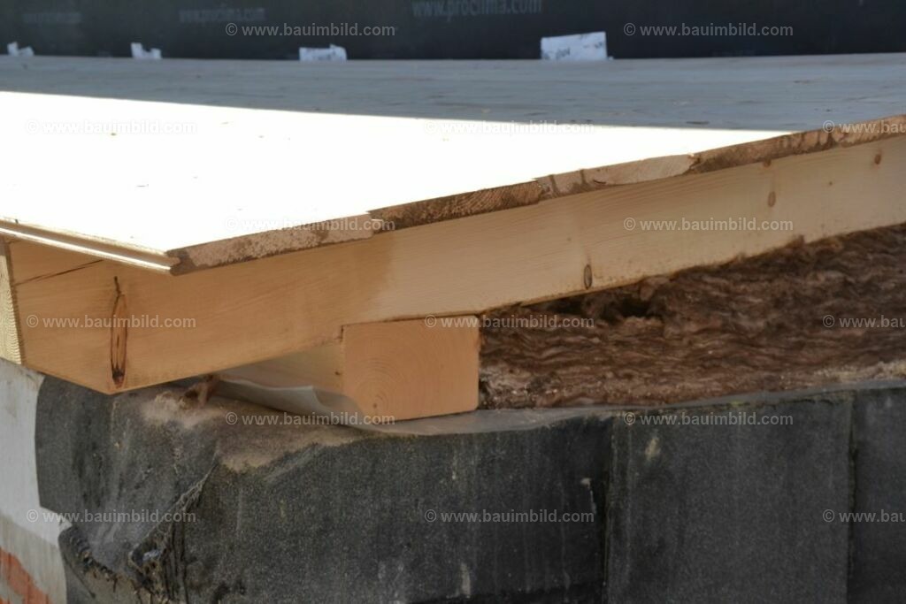 bib-lg09-holzbau-0227 | Nach LV-Leistungsgruppen sortierte Detailfotos über den Bau eines Hauses. Alle Hausbau-Bilder direkt vom Urheber und Autor der Website Haus-Selber-Bauen.com