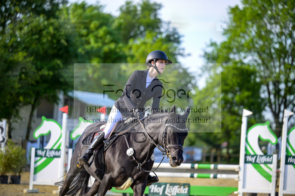 Reitturnier Lienen | Entdecke hochwertige Reitturnierfotos von Foto Oger. Professionell, emotional und authentisch – jetzt Lieblingsmomente im Shop bestellen. - Realisiert mit Pictrs.com