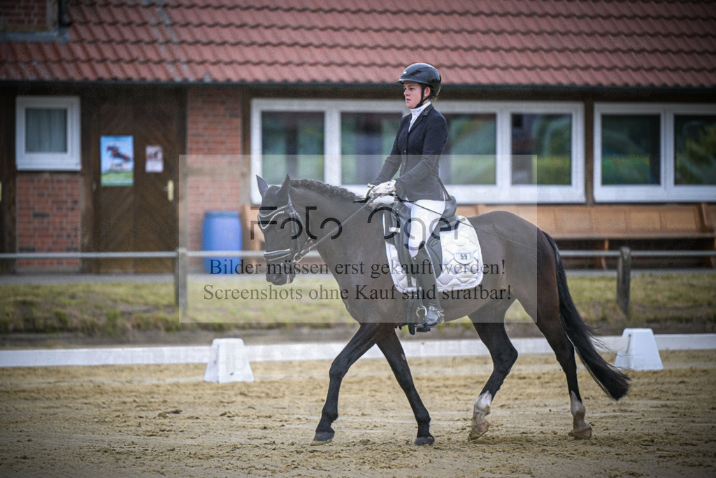 DOS_2754 | Entdecke hochwertige Reitturnierfotos von Foto Oger. Professionell, emotional und authentisch – jetzt Lieblingsmomente im Shop bestellen.Deutschlandweite Turnierfotografie. - Realisiert mit Pictrs.com
