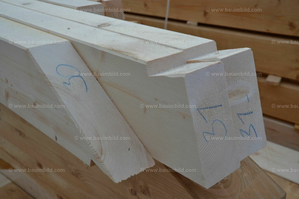 bib-lg09-holzbau-0075 | Nach LV-Leistungsgruppen sortierte Detailfotos über den Bau eines Hauses. Alle Hausbau-Bilder direkt vom Urheber und Autor der Website Haus-Selber-Bauen.com