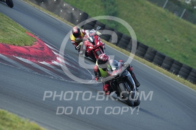 2024_08_15_PBK_12885 | Sportfotografie; SlowMotion; Video; Rennstrecke; Hafeneger; Speer; Racing; RSE; BMW; CBO; Trackday; Motorsportarena; Hockenheimring; Brno; Most; Barcelona; Valencia