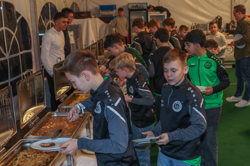 top-top.de250214-206 | Die 3. Weseler SportNacht, die große Sportgala mit Ehrungen der Weseler Sportler des Jahres 2024 findet am Freitag, den 14.02.2025 im Festzelt an der Rheinpromenade statt.Foto: Erwin Pottgiesser