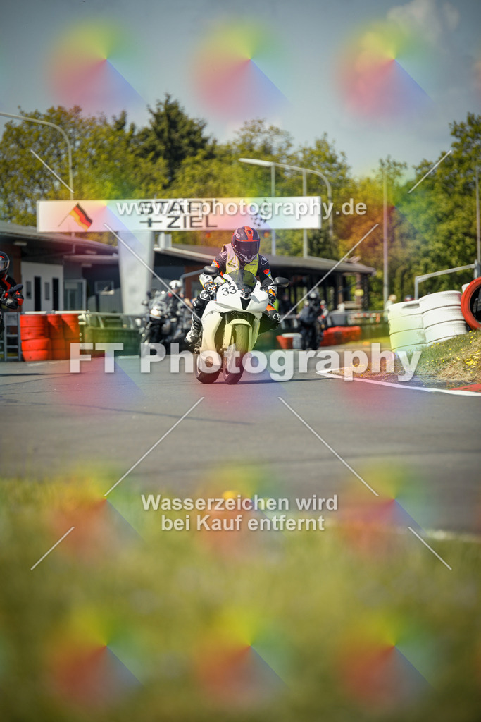OBK_Mai_Justin_Uwe-10748 | Hier findet Ihr Bilder von Touristenfahrten auf der Nürburgring Nordschleife oder von anderen Veranstaltungen die ich besucht habe. Viel Spass beim Durch Schauen 