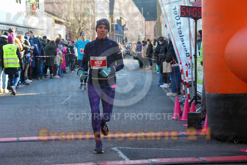 241201_1230_EX1_2407 | Sportfotografie im Rhein-Sieg Kreis, Köln, Bonn, NRW, Rheinland Pfalz, Hessen, etc. Unser Tätigkeitsfeld umfasst den Laufsport vom Volkslauf über den Marathon, Duathlon, Triathon bis zum Ultralauf wie Kölnpfad Ultra oder Schindertrail.