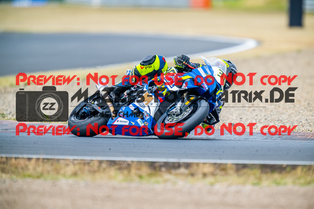 MaZZes_FotoMatrix_220625_9793 | IDM1000