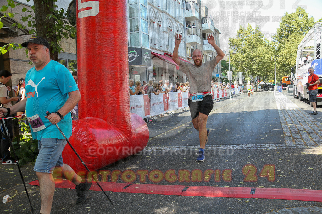 250621_1222_EX1_5750 | Sportfotografie im Rhein-Sieg Kreis, Köln, Bonn, NRW, Rheinland Pfalz, Hessen, etc. Unser Tätigkeitsfeld umfasst den Laufsport vom Volkslauf über den Marathon, Duathlon, Triathon bis zum Ultralauf wie Kölnpfad Ultra oder Schindertrail.