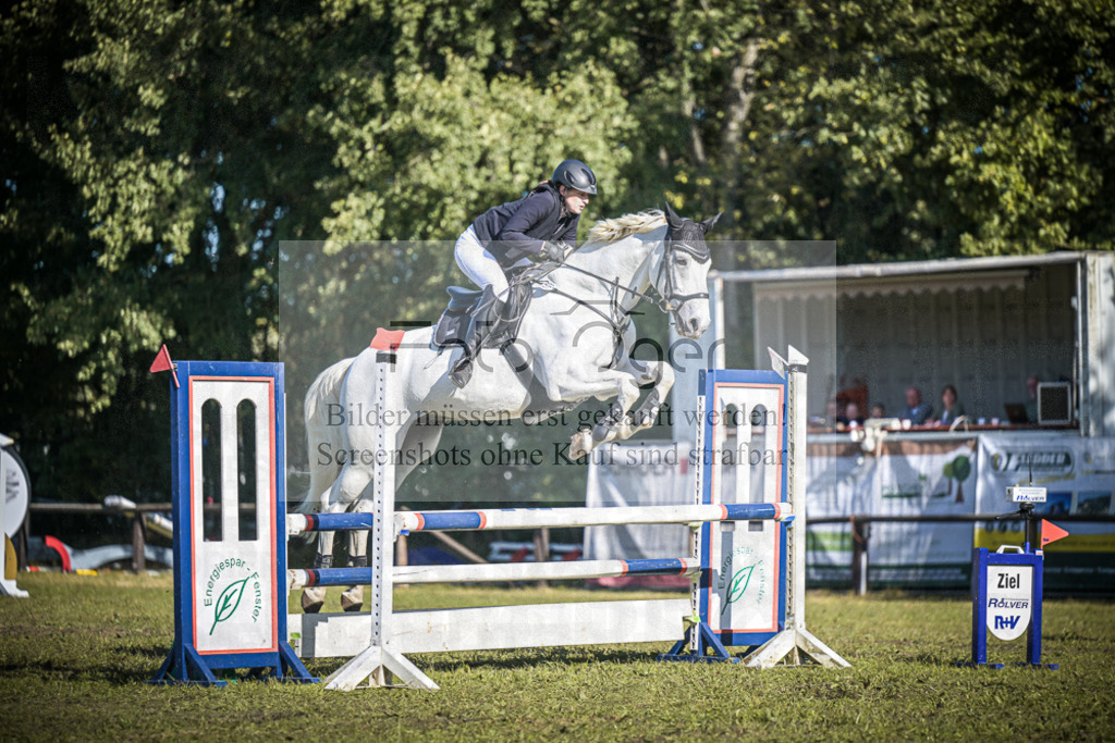 DOS_0688 | Entdecke hochwertige Reitturnierfotos von Foto Oger. Professionell, emotional und authentisch – jetzt Lieblingsmomente im Shop bestellen.Deutschlandweite Turnierfotografie. - Realisiert mit Pictrs.com