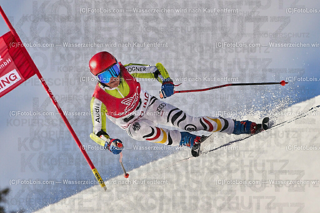ALP4744_WCM-SuperGiant_Kat-C_Kaiser Silvie | (C)FotoLois.com, Alois Spandl, World Criterium Masters Ski Alpin 2023 Hochkar, SuperGiantSlalom, Kategorie C, Mi 22. März 2023.