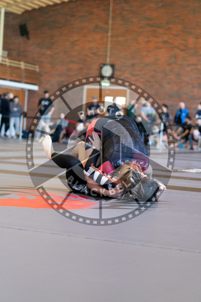 20250329PBB3869 | Fighters compete during the International Luta Livre (ILLCS) Germany IX Spring 2025 Competition spring on March 29, 2025 in Hannover, Germany.© Chiara Dazi