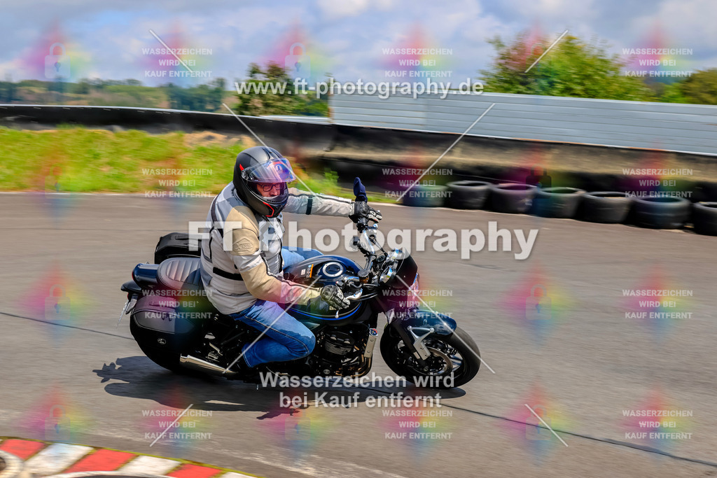 _TCM3336 | Hier findet Ihr Bilder von Touristenfahrten auf der Nürburgring Nordschleife oder von anderen Veranstaltungen die ich besucht habe. Viel Spass beim Durch Schauen 