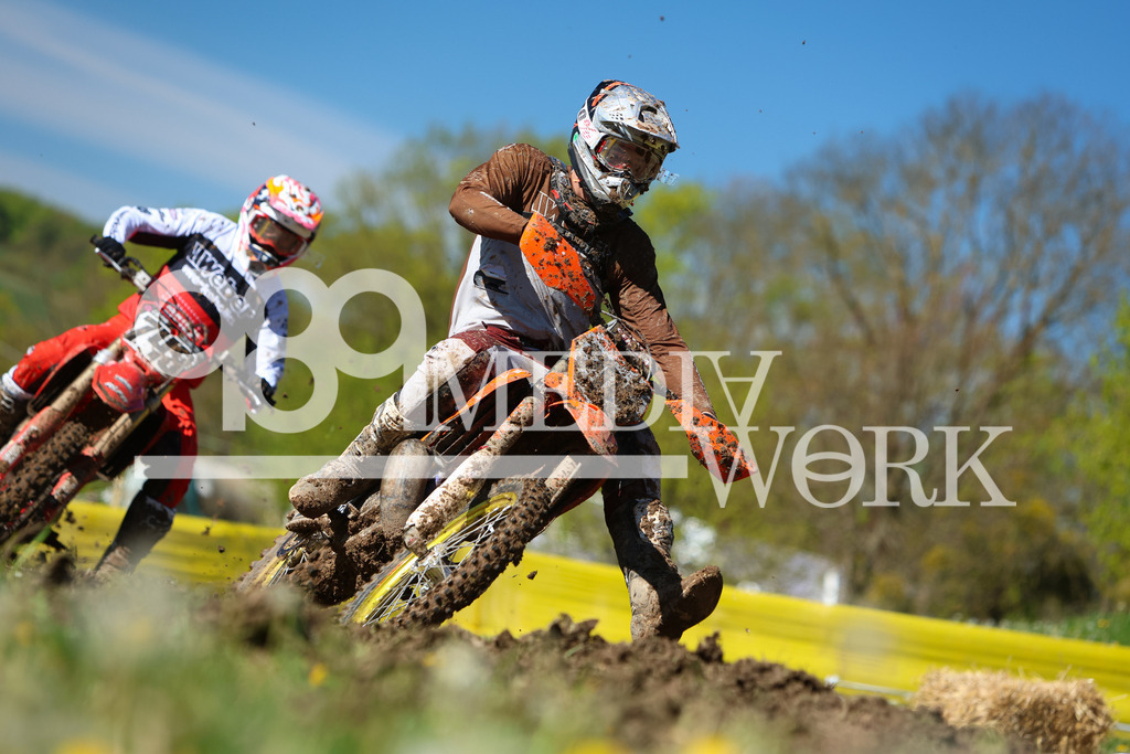 5E6A5682 | 989 MEDIAWORK