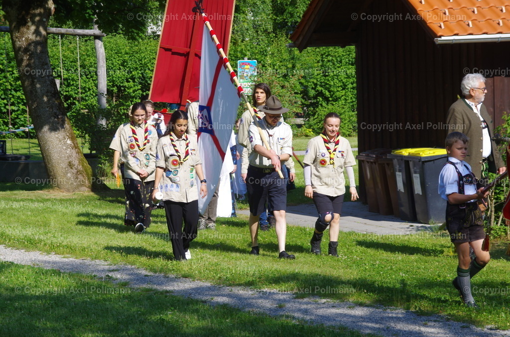 IMGP2776 | fotografiert von Axel PollmannLeonhardi Wallfahrt Benediktbeuern und Murnau, Fronleichnam, Fasching, Landschaft im Loisachtal und Benediktbeuern  - Realisiert mit Pictrs.com