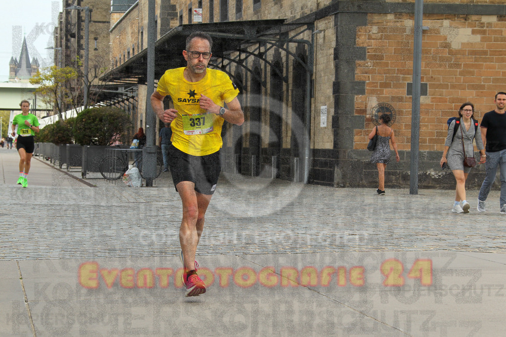 250920_1319_EV4_5241 | Sportfotografie im Rhein-Sieg Kreis, Köln, Bonn, NRW, Rheinland Pfalz, Hessen, etc. Unser Tätigkeitsfeld umfasst den Laufsport vom Volkslauf über den Marathon, Duathlon, Triathon bis zum Ultralauf wie Kölnpfad Ultra oder Schindertrail.