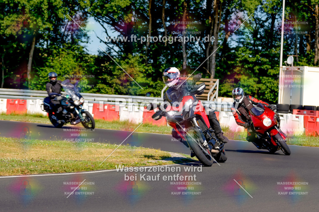 _MOT8856 | Hier findet Ihr Bilder von Touristenfahrten auf der Nürburgring Nordschleife oder von anderen Veranstaltungen die ich besucht habe. Viel Spass beim Durch Schauen 