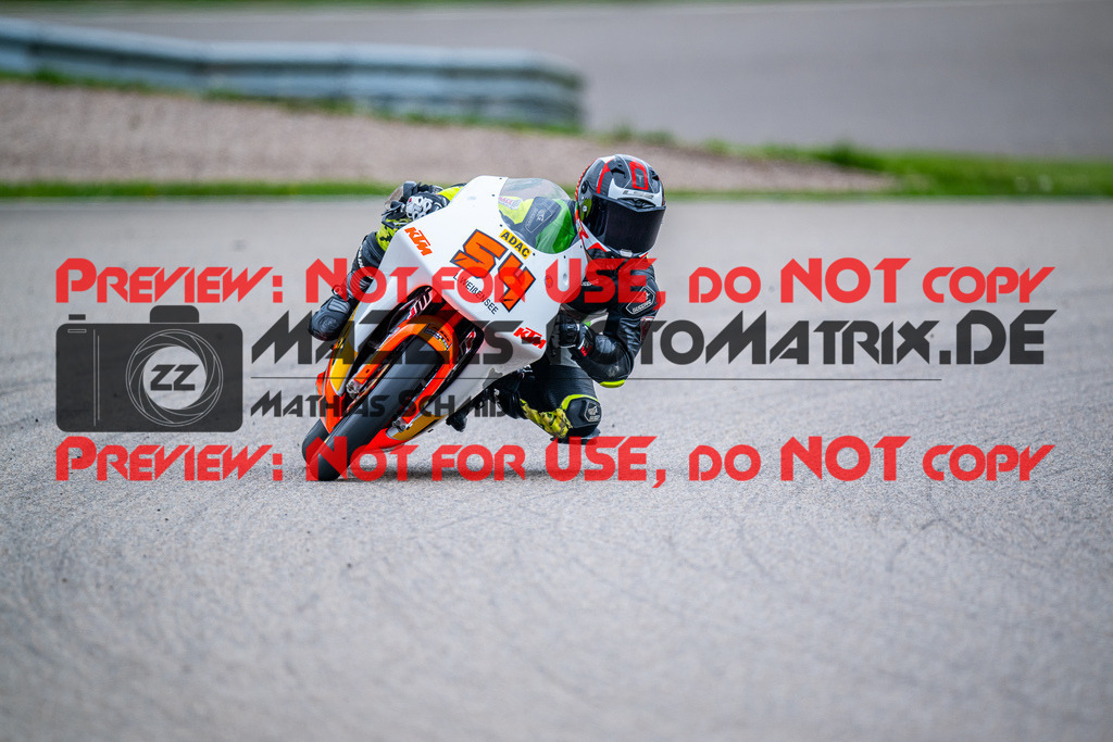 MaZZes_FotoMatrix_240503_6007705_8937 | KTM