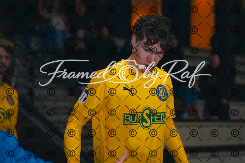 DSC01667 | Professioneller Online-Store für hochwertige Fotografie: Entdecke einzigartige Bilder aus Street, Events und Lifestyle. Sichere dir exklusive Prints und digitale Downloads in bester Qualität für dein Zuhause oder Projekte. - Realisiert mit Pictrs.com