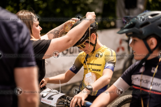Eierlesen 2026 | Sie wurden bei einem Event oder Sportanlass fotografiert? Hier finden sie ihre Bilder! - Realisiert mit Pictrs.com