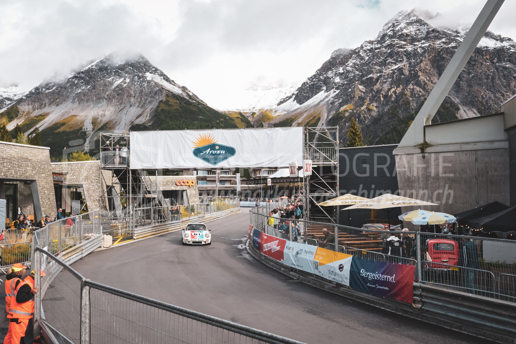 21. Arosa ClassicCar 2025 - 5. September 2025 | Peter Hänggi aus Frauenfeld (SUI) in einem Porsche Carrera RS aus dem Jahre 1974 mit Startnummer 603 am Arosa ClassicCar 2025 in der Kategorie Demo..@arosaclassiccar, @arosa.official, #arosaclassiccar, #arosa, #76curves, #classiccarBild: Sportfotografie Markus Aeschimann | www.markus-aeschimann.ch - Realisiert mit Pictrs.com