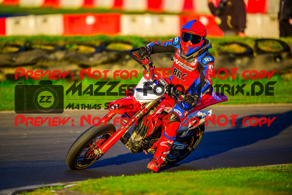 MaZZes_Fotomatrix_20251003_6007705_0370 | S4