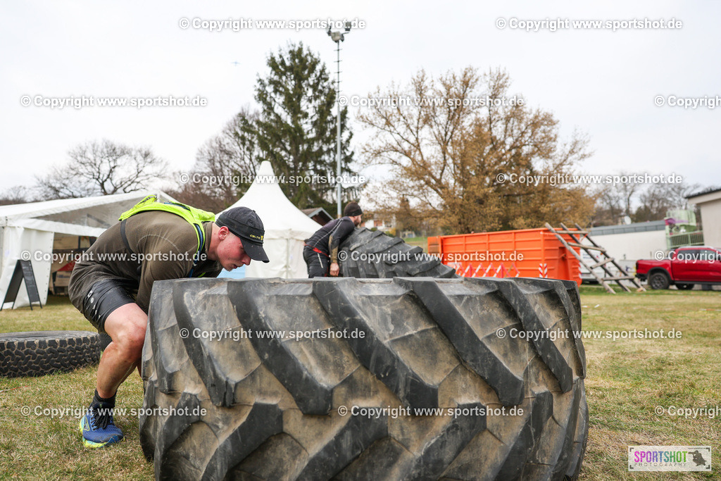 LUR_5405 | Rund um das Thema Sport-Event-Fotografie & individuelle Teilnehmerfotos. Jeder Teilnehmer wird fotografiert.