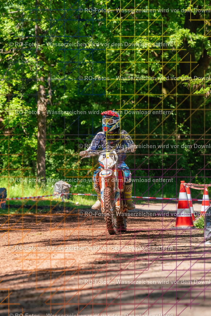Wolfshausen 2 Lauf -534 | Sportfotografie von RO-Fotos: Motorsport, Motocross, Enduro, Laufveranstaltungen und Triathlon. Professionelle Fotos von Sportlern und Events. - Realisiert mit Pictrs.com