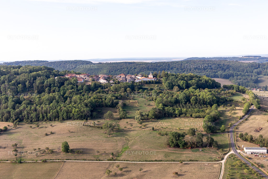 Luftbild: Ortsansicht in Vaudémont im Bundesland Meurthe-et-Moselle in Frankreich. Foto: IMG_118511.jpg vom 16.09.2019 durch Werner Riehm/FLY-FOTO.de
