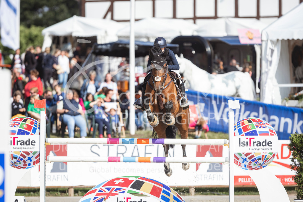 240712_BHO_ZweiPh-M2-2-657 | Deine schönsten Turniermomente als professionelle Fotos! Entdecke hochwertige Pferdesport-Fotografie im Online-Shop. Jetzt Fotos finden & bestellen!