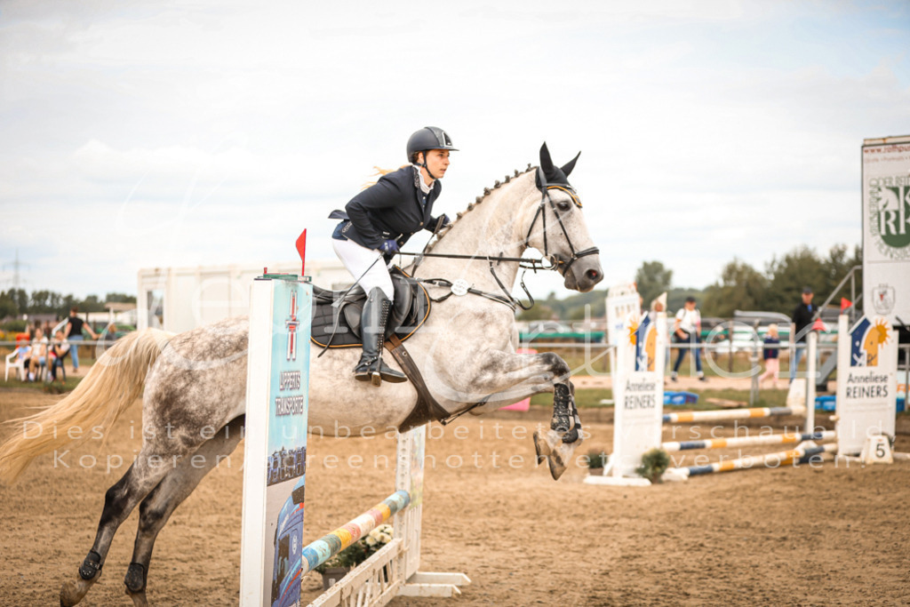 06.SoSpWB00284 | Leoni Ertmer Photography - Realisiert mit Pictrs.com