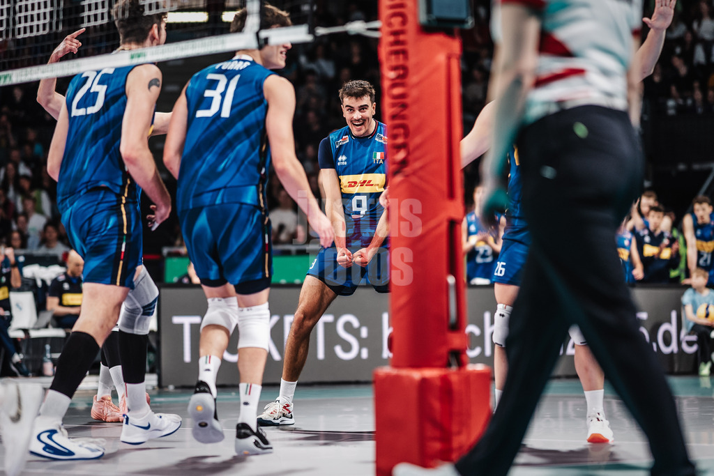 Volleyball | Männer | Testspiel | Deutschland vs. Italien | 26.05.2025 | Francesco Sani (#9, Italien) jubelt