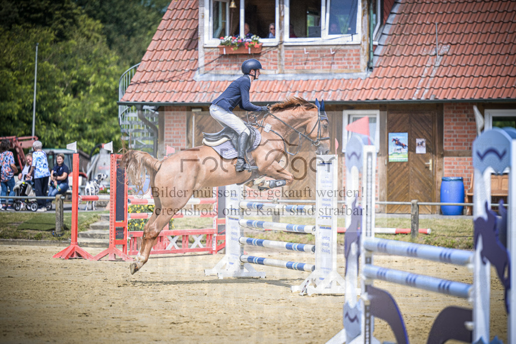 DOS_8416 | Entdecke hochwertige Reitturnierfotos von Foto Oger. Professionell, emotional und authentisch – jetzt Lieblingsmomente im Shop bestellen.Deutschlandweite Turnierfotografie. - Realisiert mit Pictrs.com