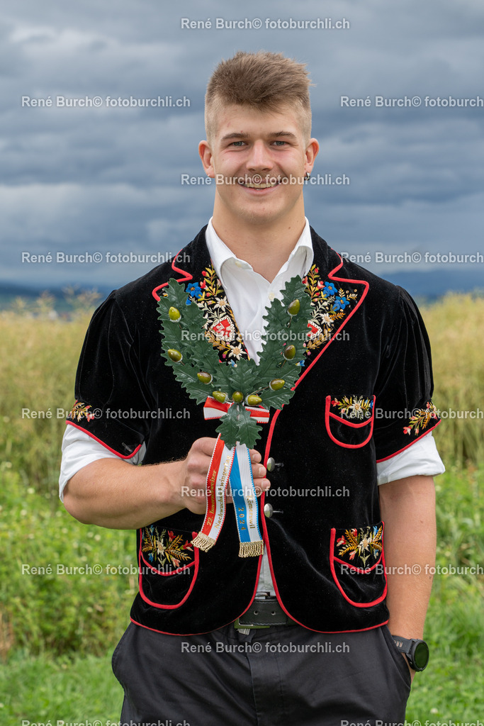 Rohrer Lukas | René Burch leidenschaftlicher Fotograf aus Kerns in Obwalden.  Hier finden sie Sport, Landschaft und Natur Fotografie.
 - Realisiert mit Pictrs.com