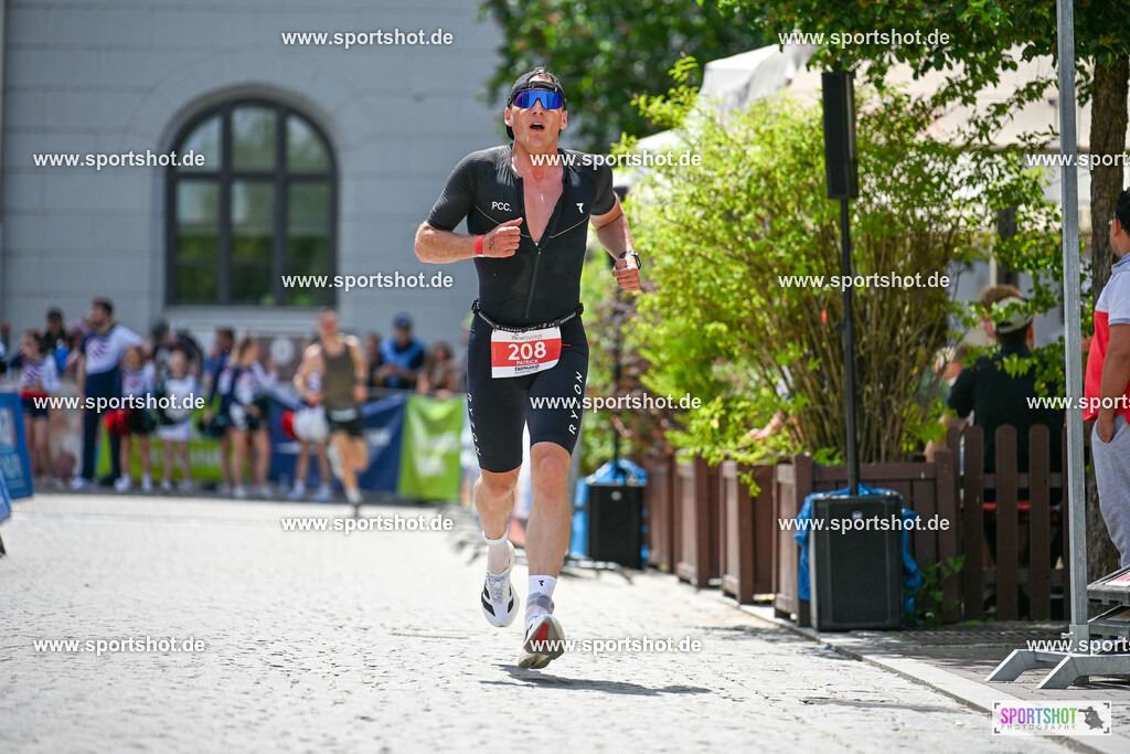 SZI_6814 | Stadttriathlon Erding 2025. #yourpictrs #sportshot_your_pictrs @Sportshotphotography #stadttriathlonerding Copyright: www.sportshot.de