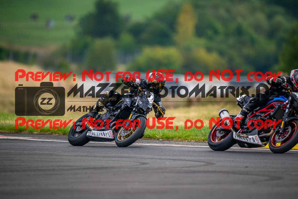 MaZZes_FotoMatrix_220723_5432 | IDM1000