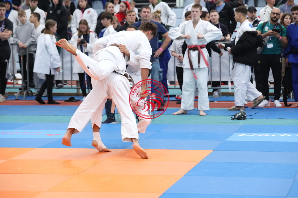 1J7A2798 | Fotos vom Adler Cup - Pictures from Adler Cup

Hier findet Ihr alle Eindrücke und großen Momente der Adler Cup Wochenenden. Here you will find all impressions and great moments of the Adler Cup weekends. - Realisiert mit Pictrs.com