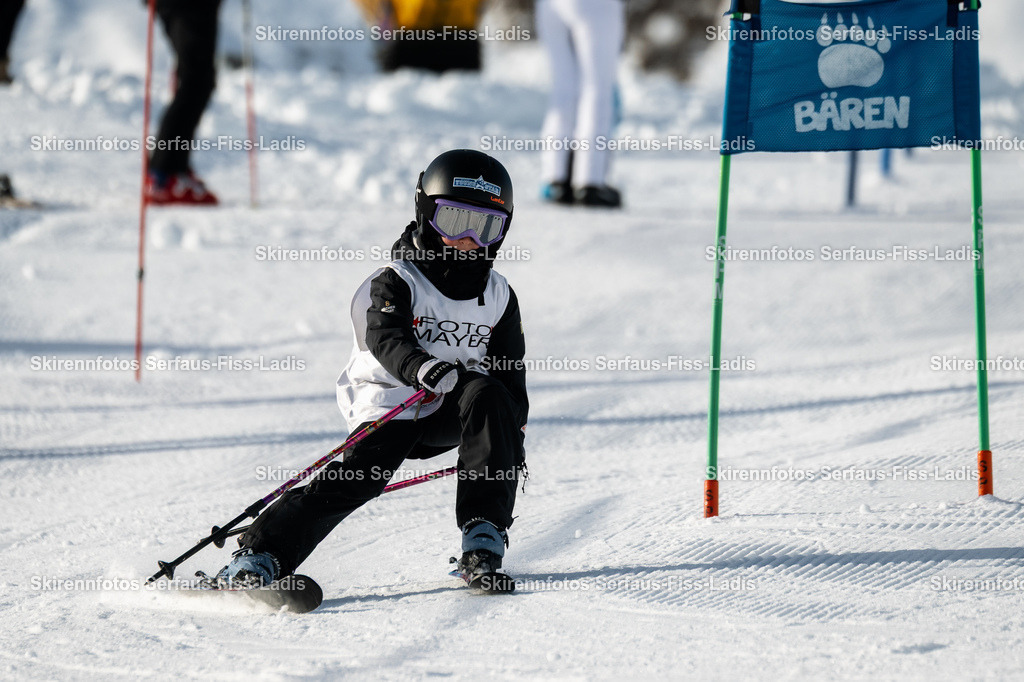 SRS_12.12.2025_0071 | SRS_12.12.2025_0071 - Realisiert mit Pictrs.com