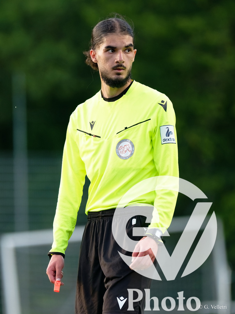 US Carouge II  v Viseu United  - 4eme ligue Groupe 3 | Geneva, Switzerland - May 20 : during the 4eme ligue Groupe 3  match between US Carouge II  and Viseu United  at Stade de la Fontenette  on May 20 , 2026 in Geneva, Switzerland.