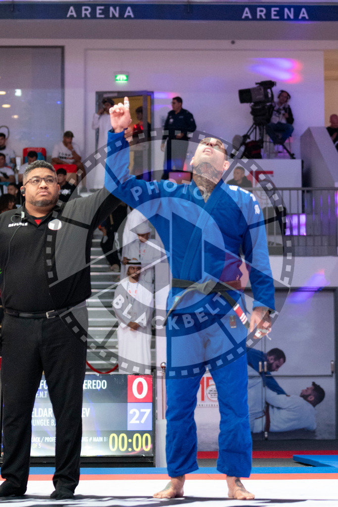 20231109PBB4231 | Fighters compete during the AJP World Professional Championship in the Mubadala Arena in Abu Dhabi, Arab United Emirates, on November 9, 2023.