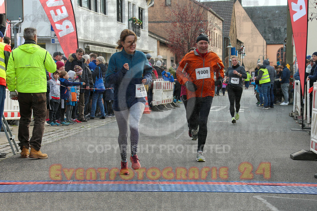 221127_1055_EX1_1265 | Sportfotografie im Rhein-Sieg Kreis, Köln, Bonn, NRW, Rheinland Pfalz, Hessen, etc. Unser Tätigkeitsfeld umfasst den Laufsport vom Volkslauf über den Marathon, Duathlon, Triathon bis zum Ultralauf wie Kölnpfad Ultra oder Schindertrail.