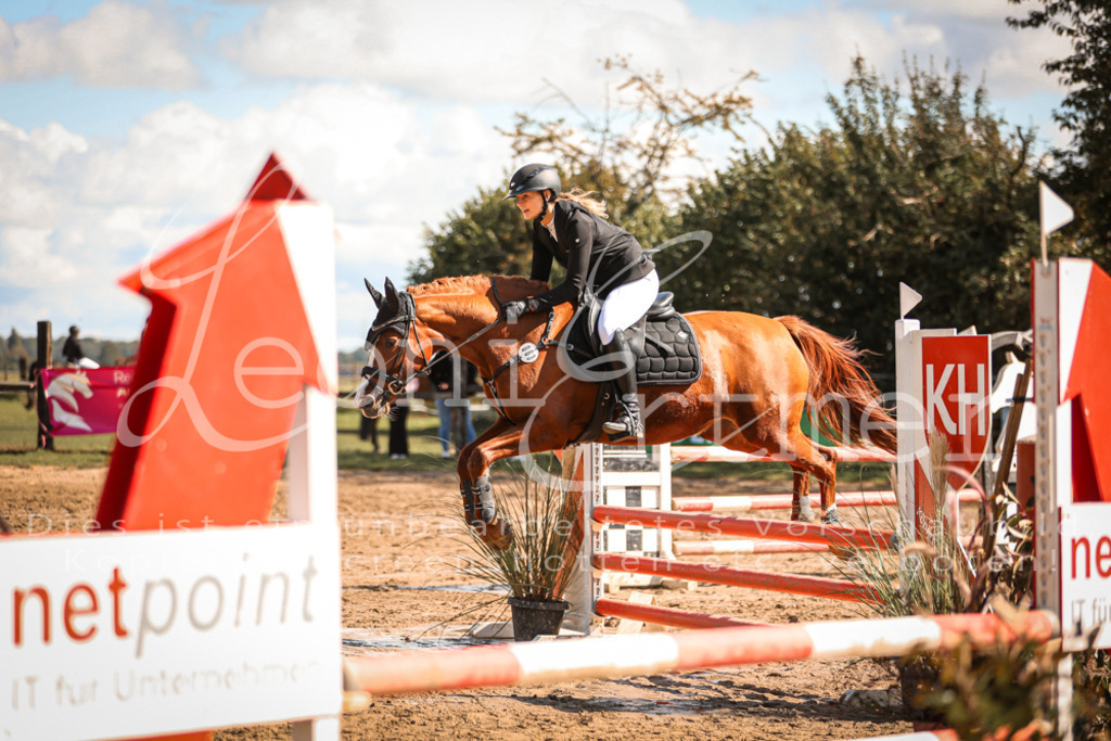 05.SaSpE00288 | Leoni Ertmer Photography - Realisiert mit Pictrs.com