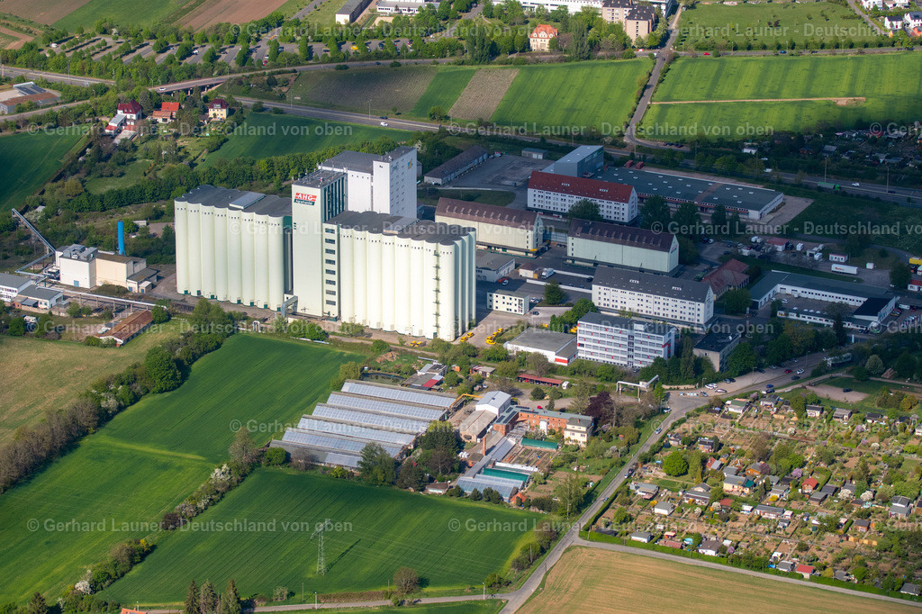 4025624 | ERFURT 06.05.2020 Firmengelände der " AHG Agrarhandel GmbH Erfurt " mit Hallen, Firmengebäuden und Produktionsstätten an der Blumenstraße im Ortsteil Brühlervorstadt in Erfurt im Bundesland Thüringen, Deutschland. Weiterführende Informationen bei: AHG Agrarhandel GmbH. // Company grounds and facilities of " AHG Agrarhandel GmbH Erfurt " in the district Bruehlervorstadt in Erfurt in the state Thuringia, Germany. Further information at: AHG Agrarhandel GmbH. Foto: Gerhard Launer