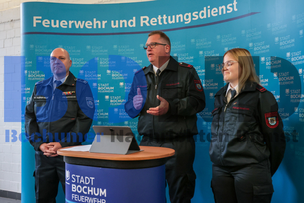 SES_KINFEU20250503-3 | bond - Realisiert mit Pictrs.com