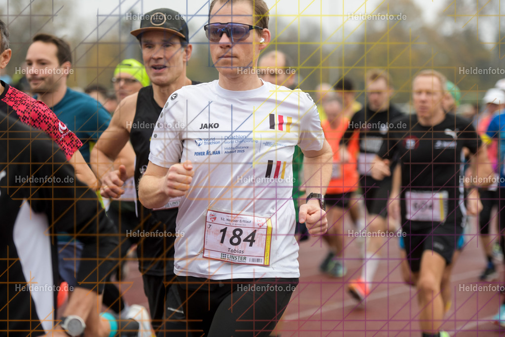 Neusser Erftlauf 2025  | 15km Neusser Erftlauf 2025 Foto: Heldenfoto.de