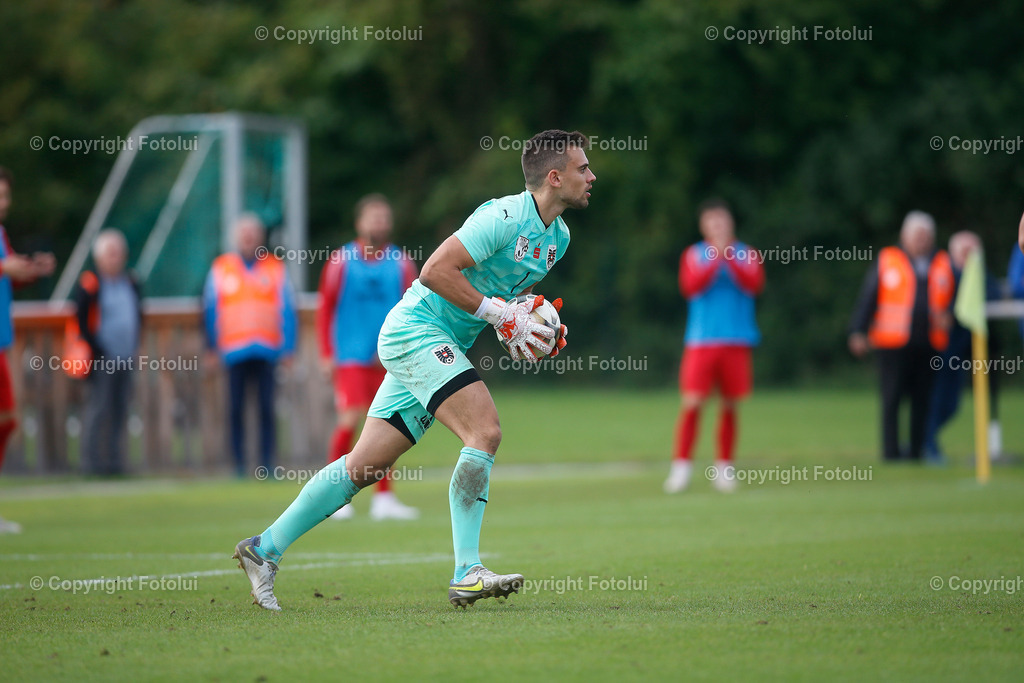 A_LUI_230923_26 | SPORT,FUSSBALL,LT1 OOELIGA ASKOE OEDT-SV ZEBAU BAD ISCHL 29.09.2023 IM BID: TORHUETER ALEXANDER MAIR   (BAD ISCHL)FOTO:FOTOLUI