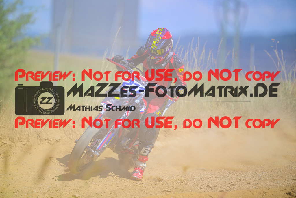 MaZZes_Fotomatrix_20250704_6007705_8113 | GELB